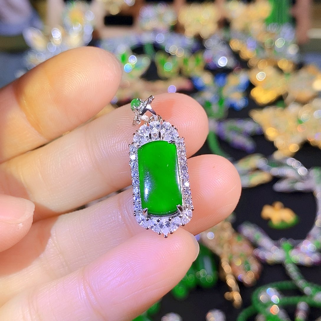 吊坠(不含链)银S925镶嵌翡翠