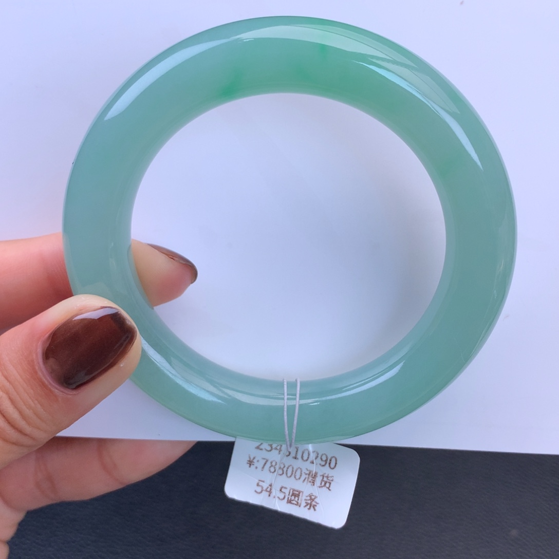 翡翠手镯未镶嵌冰胶甜绿圆条手镯