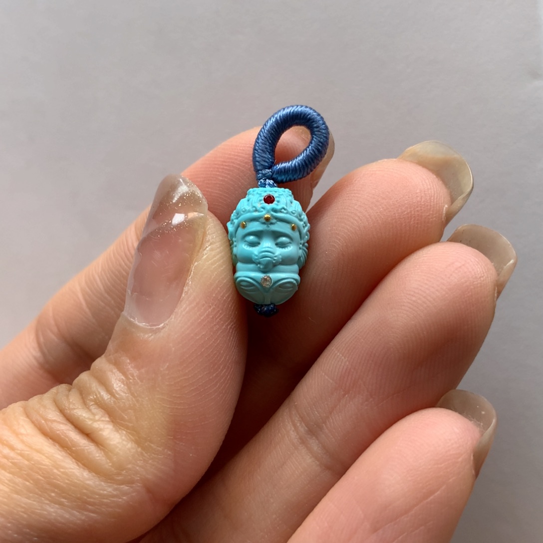 绿松石配饰未镶嵌