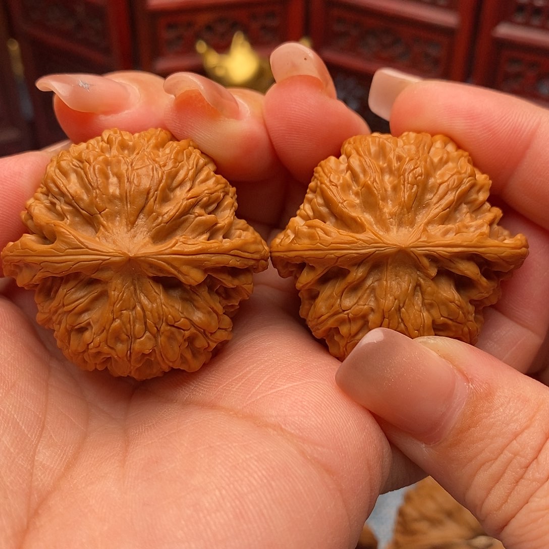 文玩核桃把件40.5精品苹果园