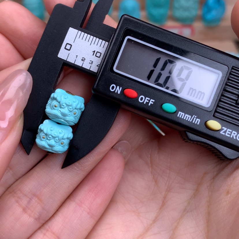 【闪购商品】绿松石雕刻未镶嵌