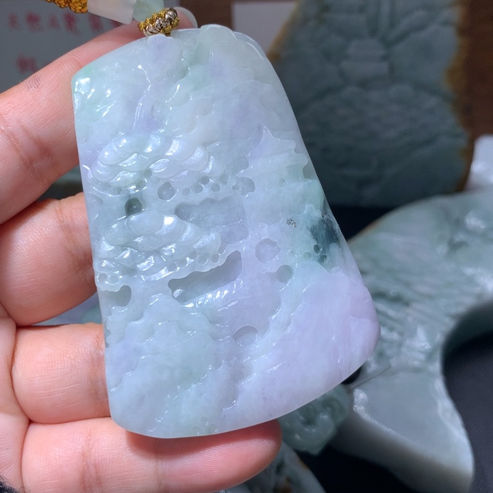 翡翠未镶嵌颈饰保真天然A货翡翠