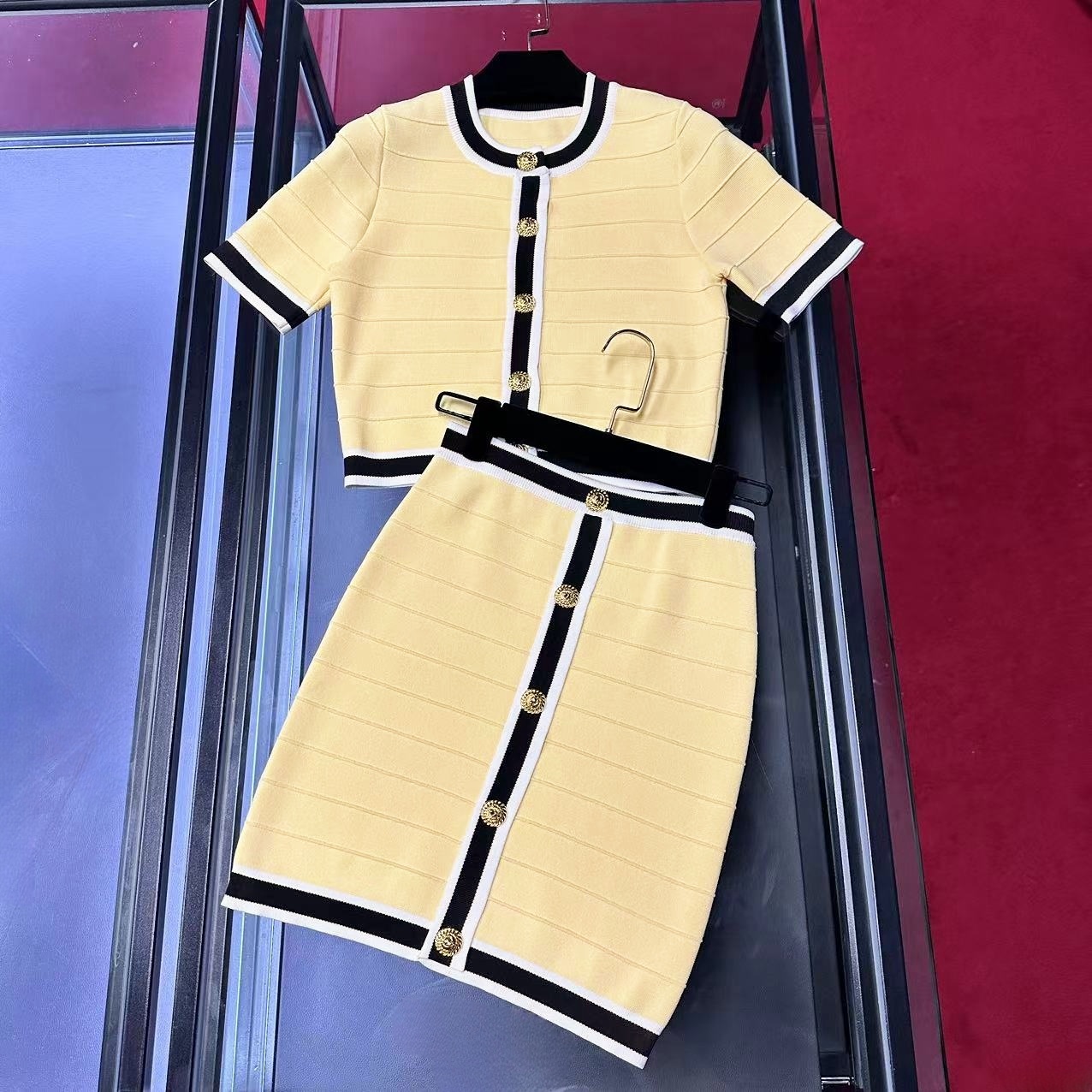 E587休闲法式欧美风千金风针织时尚气质时尚套装休闲风套装