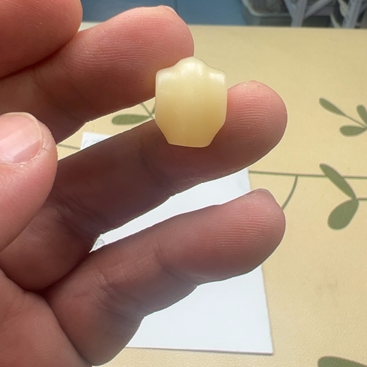 吊坠白玉菩提黄色5807