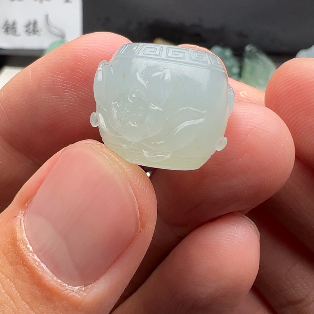 定制翡翠未镶嵌珠子