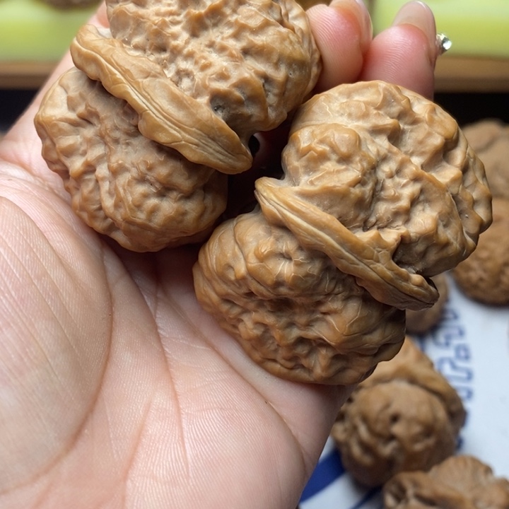 幸***福大叶紫檀（黑酸枝木类）文玩核桃蛤蟆头44