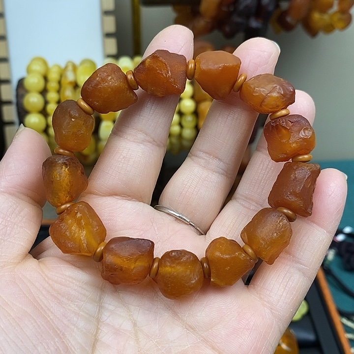 蜜蜡未镶嵌裸石手串