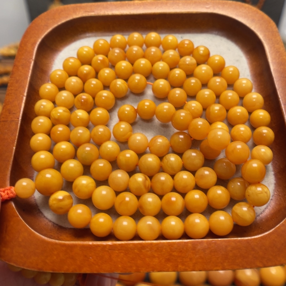 用***4蜜蜡未镶嵌手串108