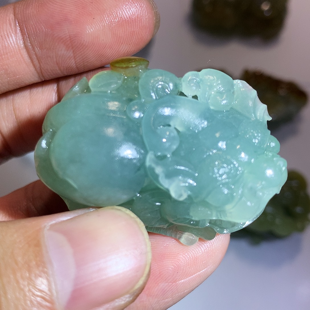 定制翡翠未镶嵌翡翠