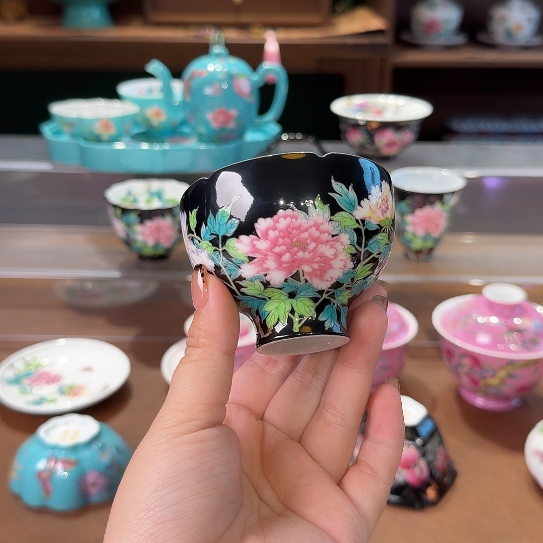 蕪***子珐琅彩主人杯茶具套装