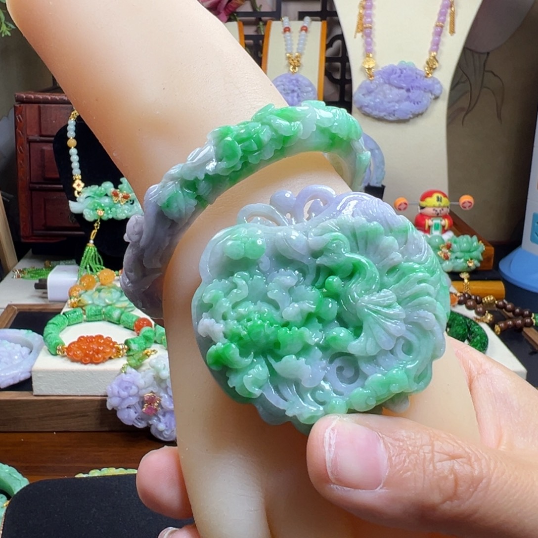 翡翠未镶嵌毛衣链春彩套
