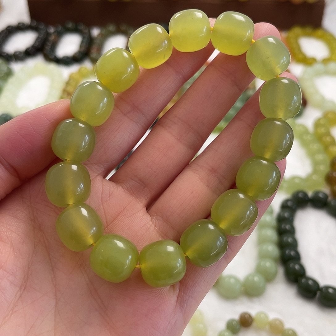 蛇纹石玉未镶嵌手链