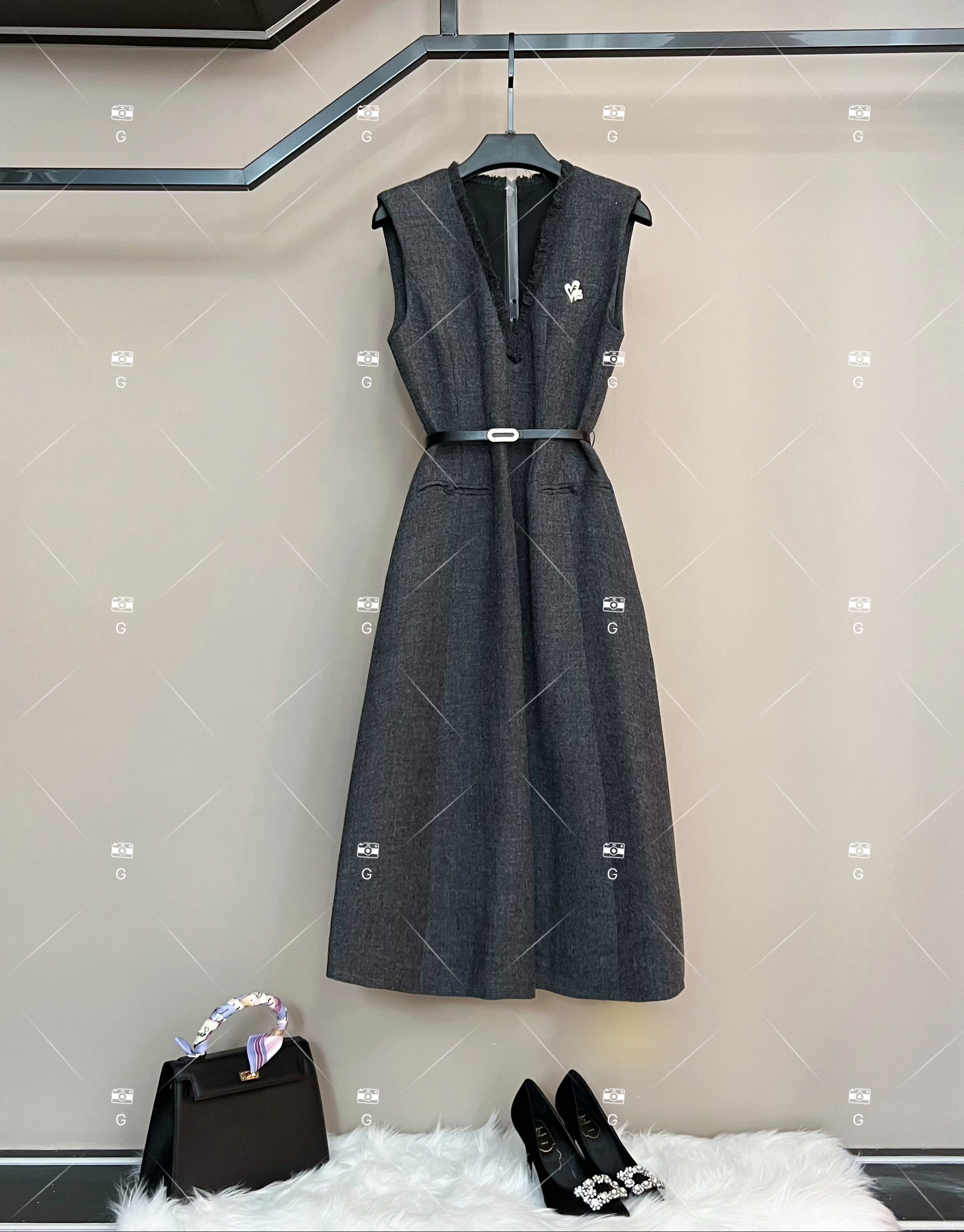 【玉】复古风显瘦默认款式连衣裙女装轻奢秋冬时尚 H-1556