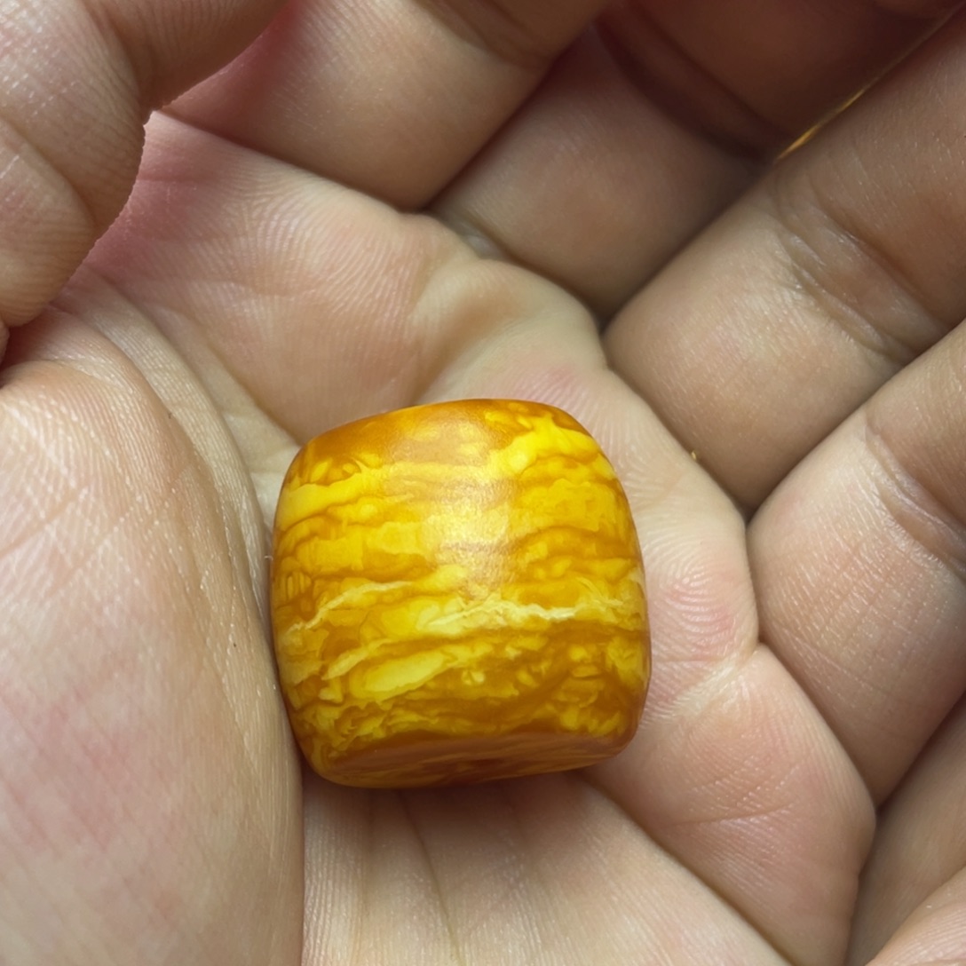 蜜蜡未镶嵌吊坠(不含链)