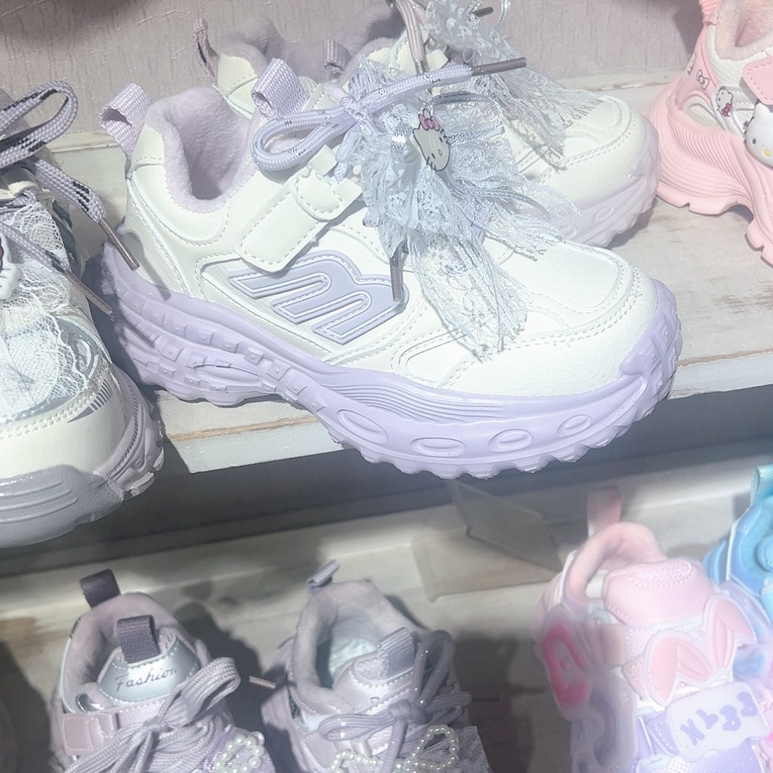 喜***宝31榴莲底超轻M2六