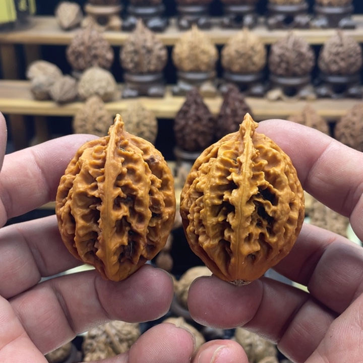 文玩核桃吊坠东北核桃37