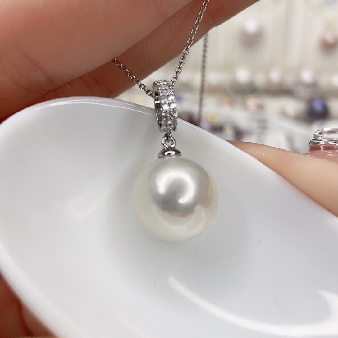 淡水珍珠吊坠(赠链)未镶嵌