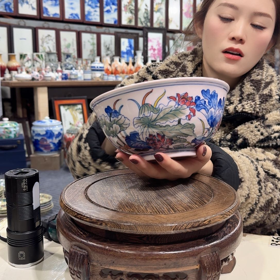 瓷摆件//////景德镇陶瓷瓷器。