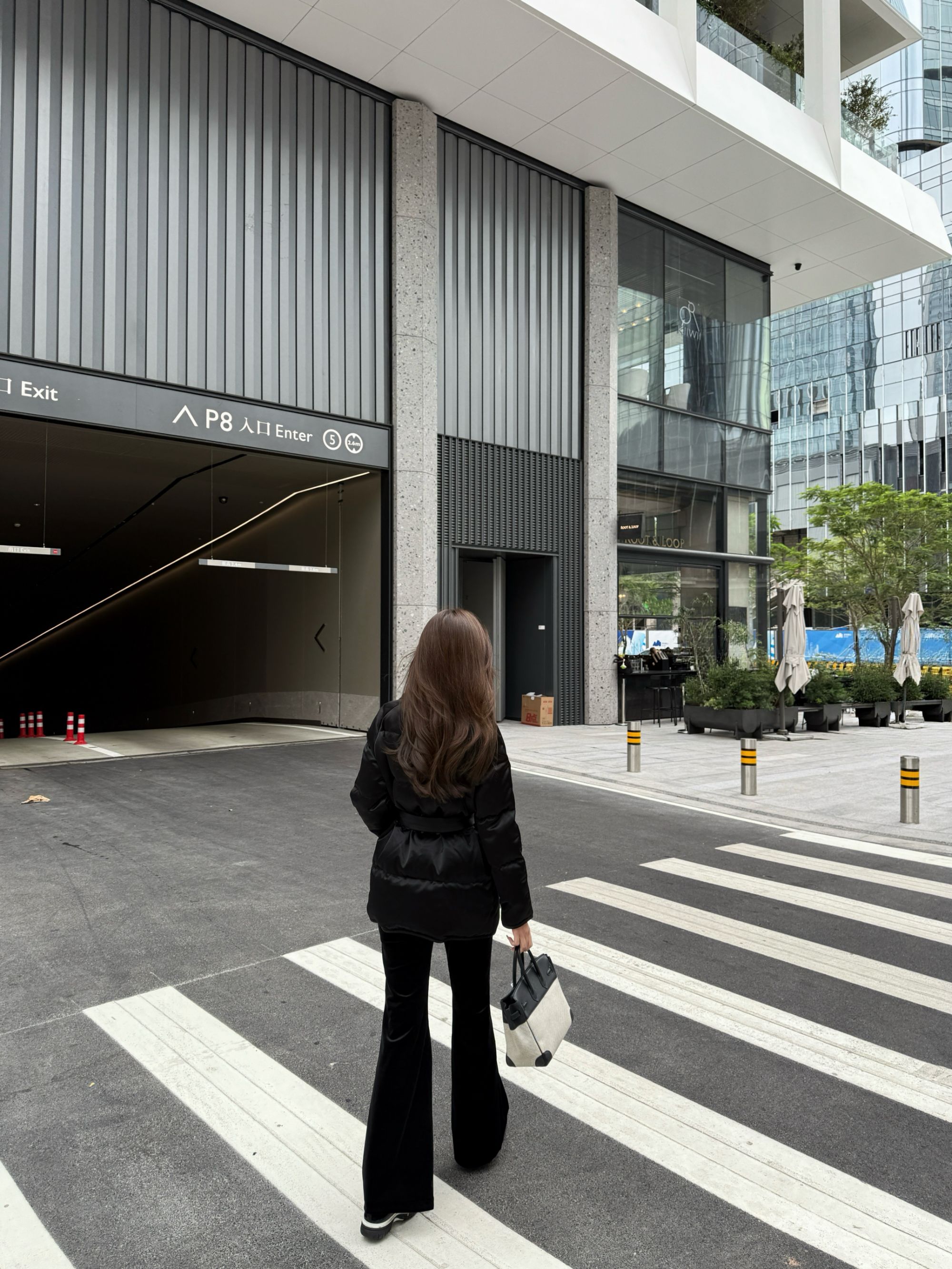 WAN2高定「黑钻柔绒微喇」穿出细腰大长腿～丝绒休闲喇叭裤女  