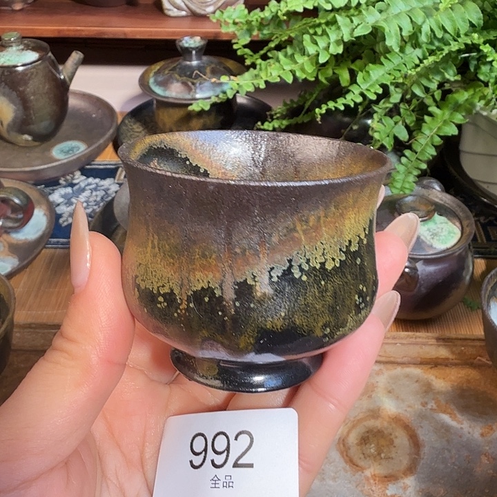 Y***阳陶荣纯柴烧全手工992