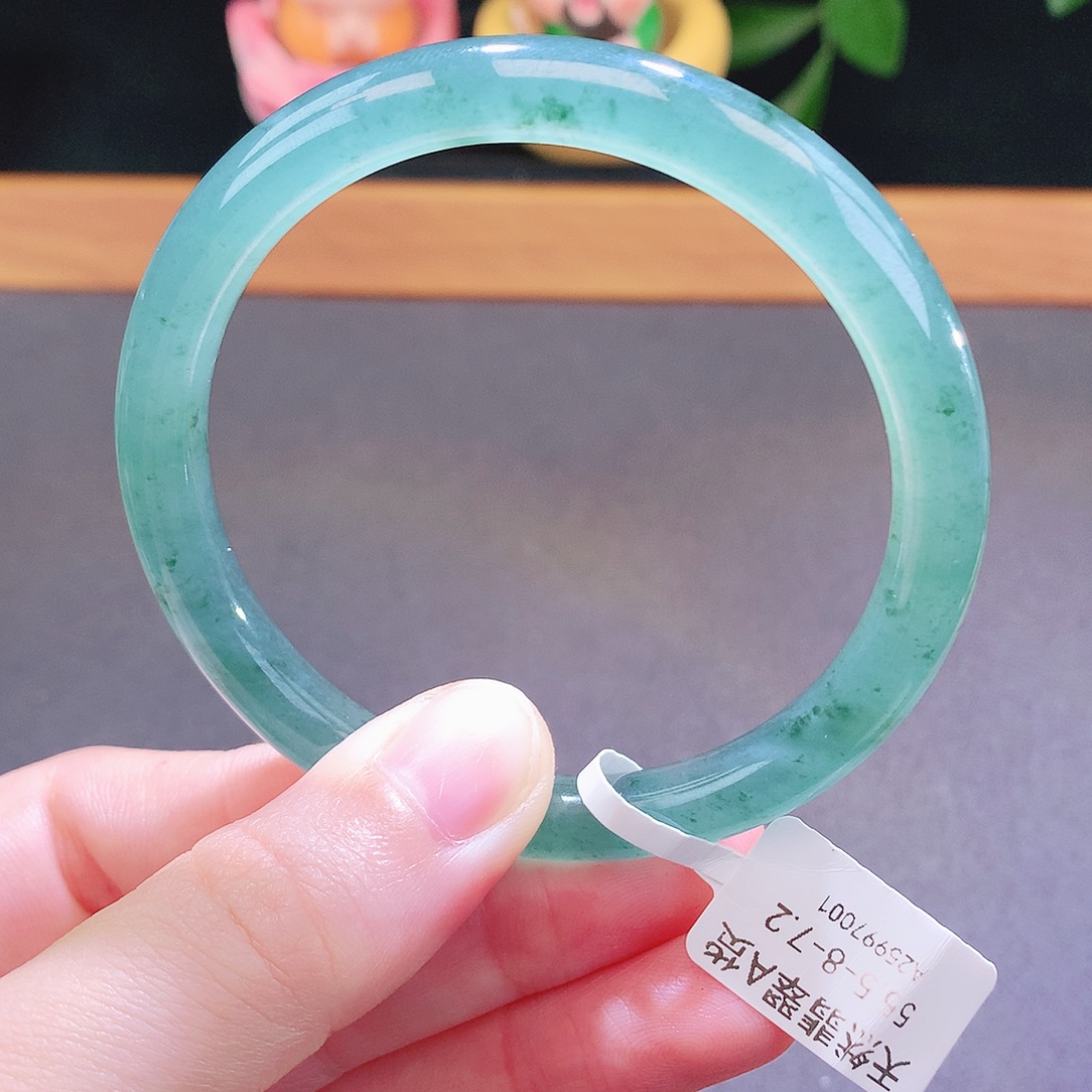 翡翠未镶嵌手镯天然翡翠
