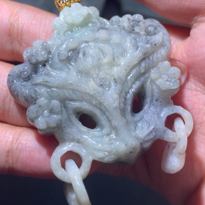 翡翠未镶嵌颈饰保真天然a货翡翠