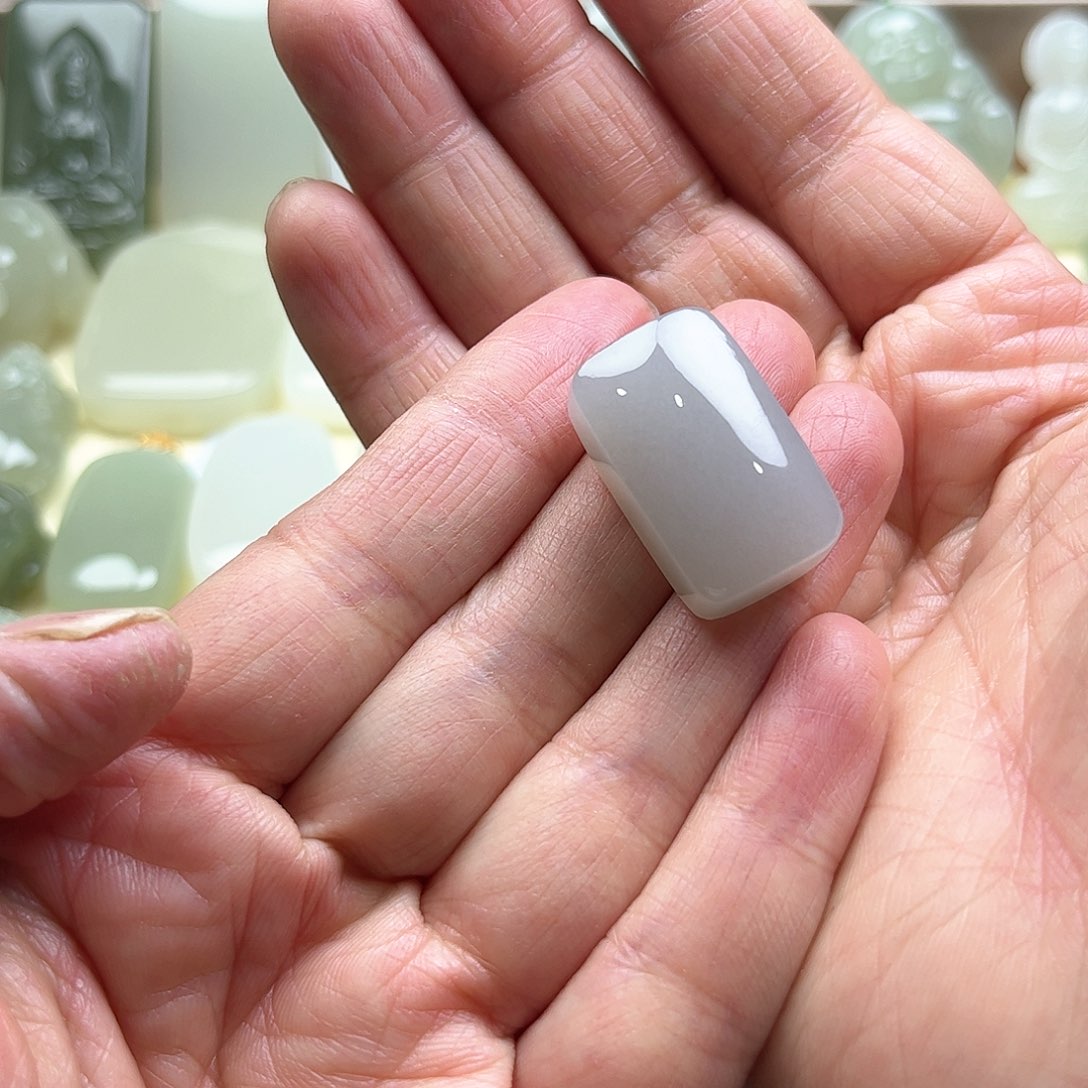 和田玉挂件未镶嵌