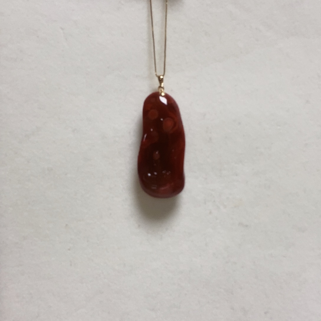 南红玛瑙颈饰18K金镶嵌简单