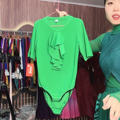 XXXL.              