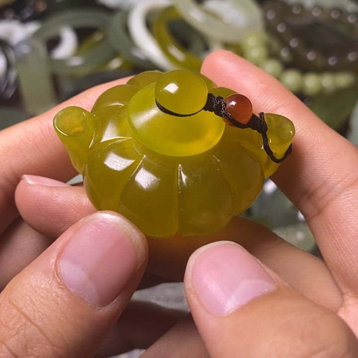 岫玉岫玉颈饰未镶嵌