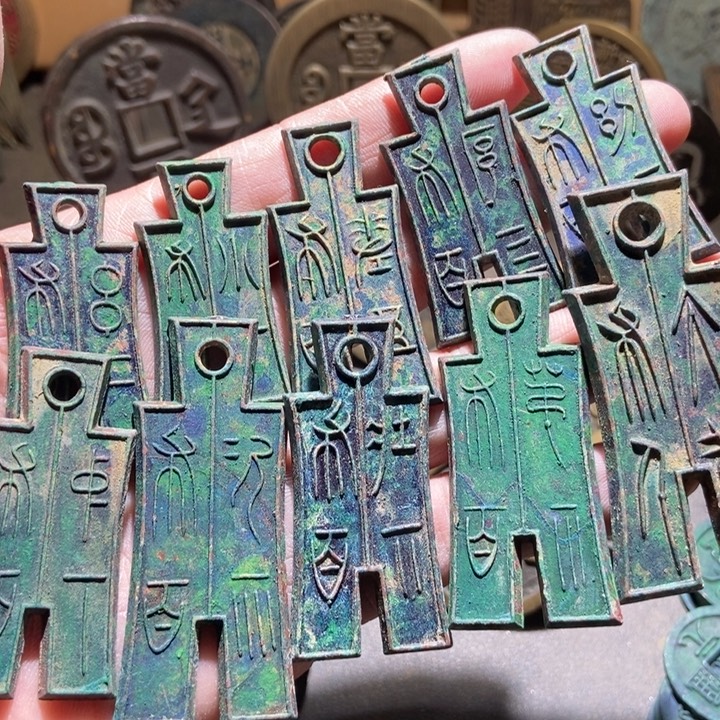 铜现代工艺品仿制品