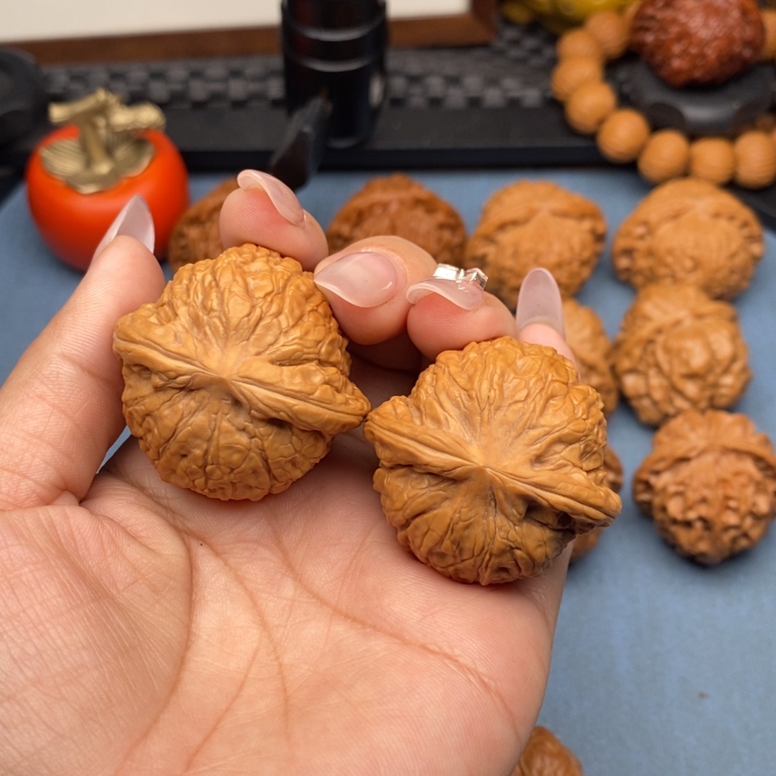 张***歌文玩核桃把件39乾隆磨全品