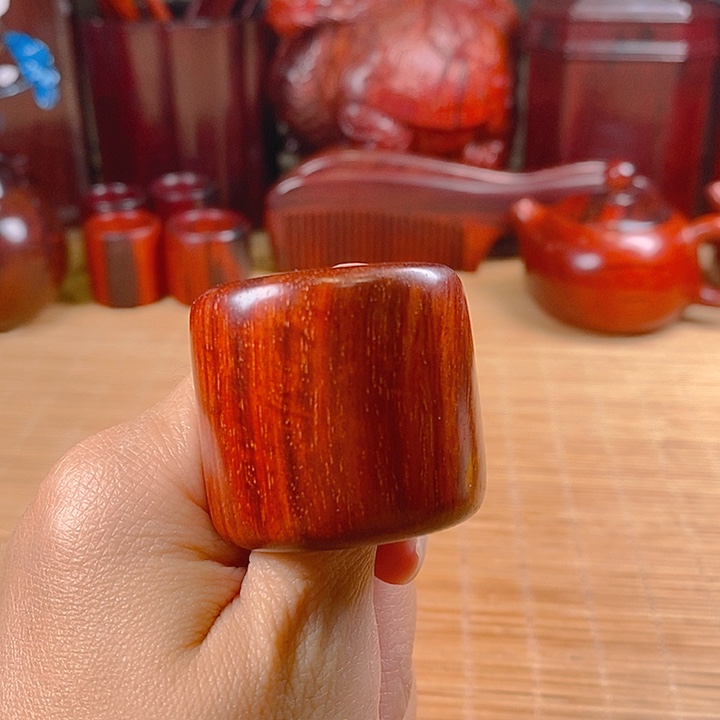 檀香紫檀（小叶紫檀）