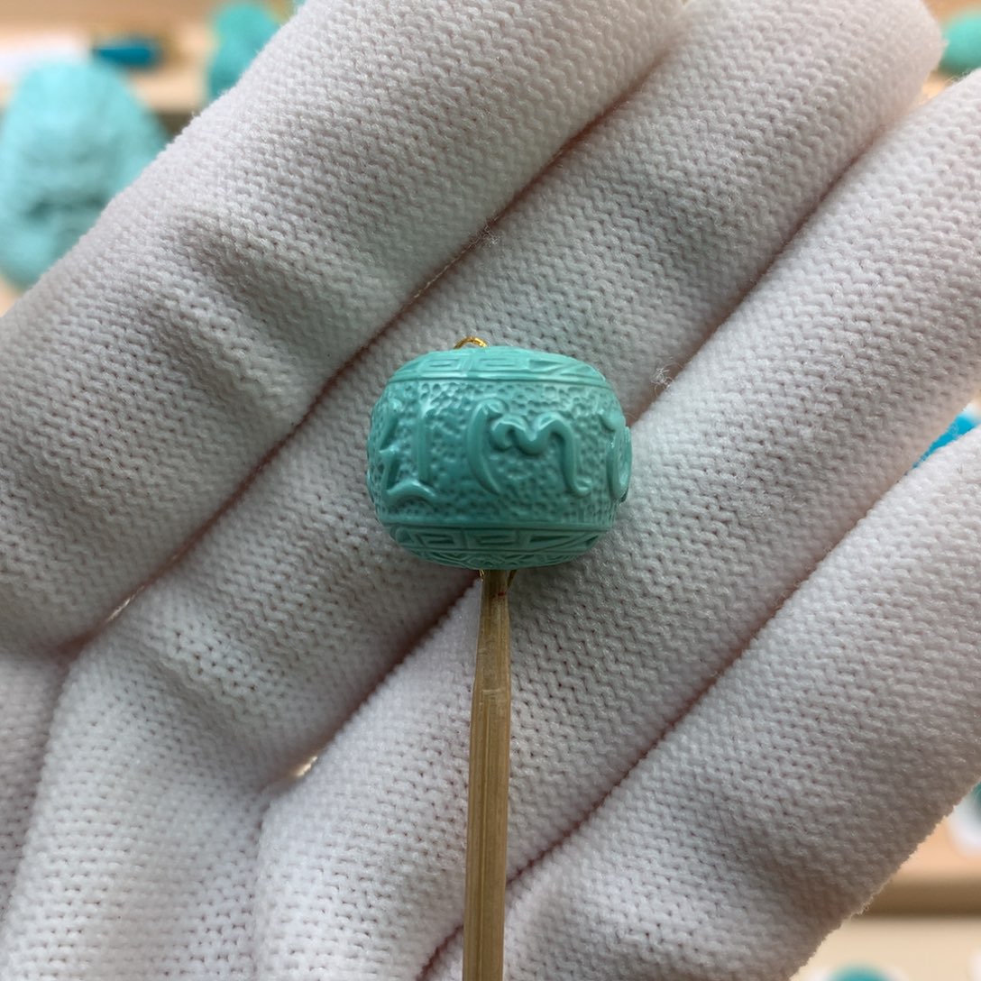 绿松石珠宝玉石未镶嵌