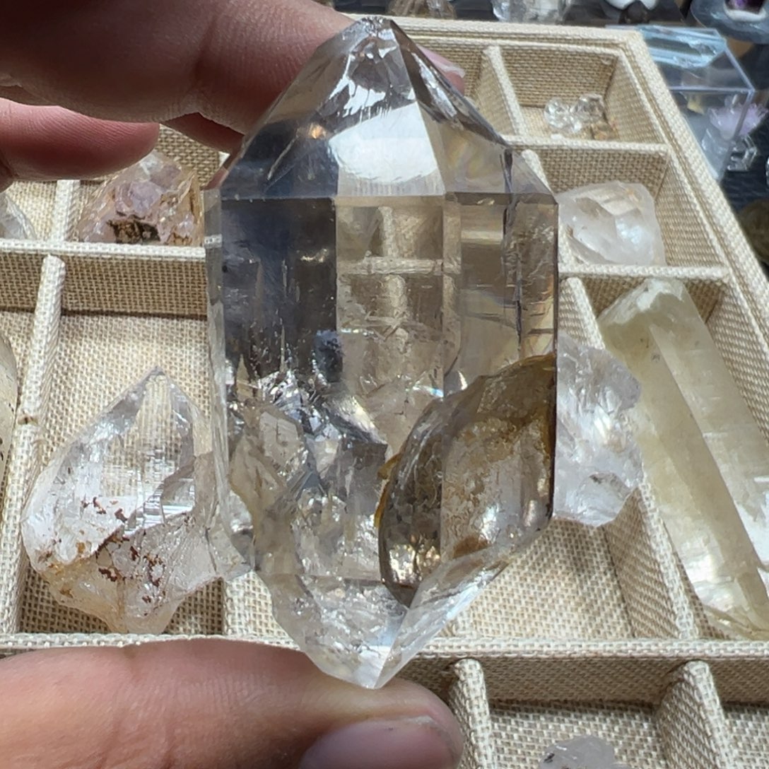 珠宝半成品未镶嵌水晶