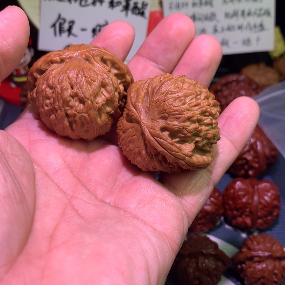 D***文玩核桃把件白狮子