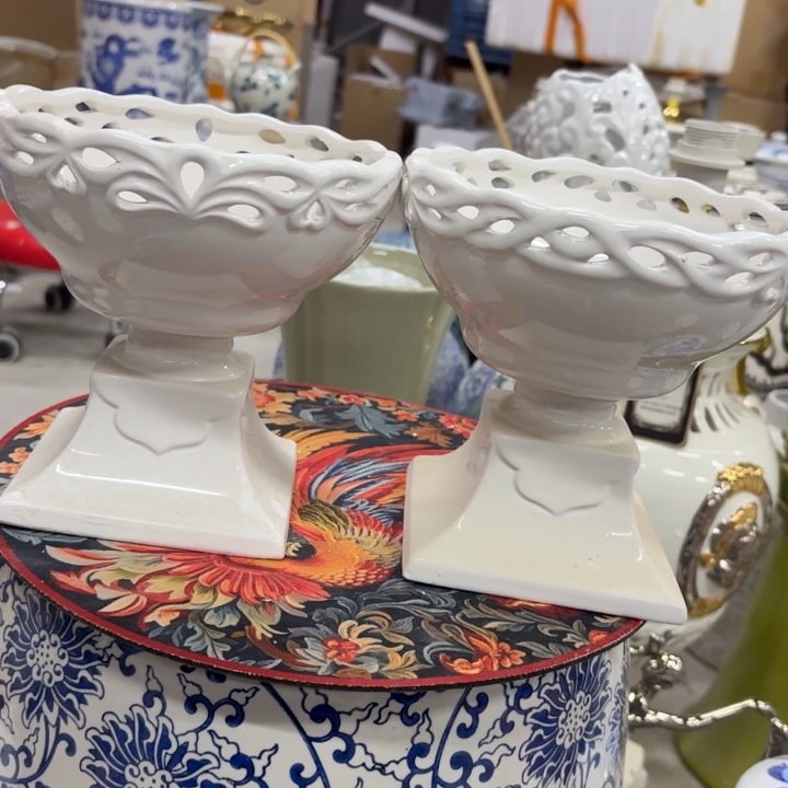 微瑕青花瓷器值得购买