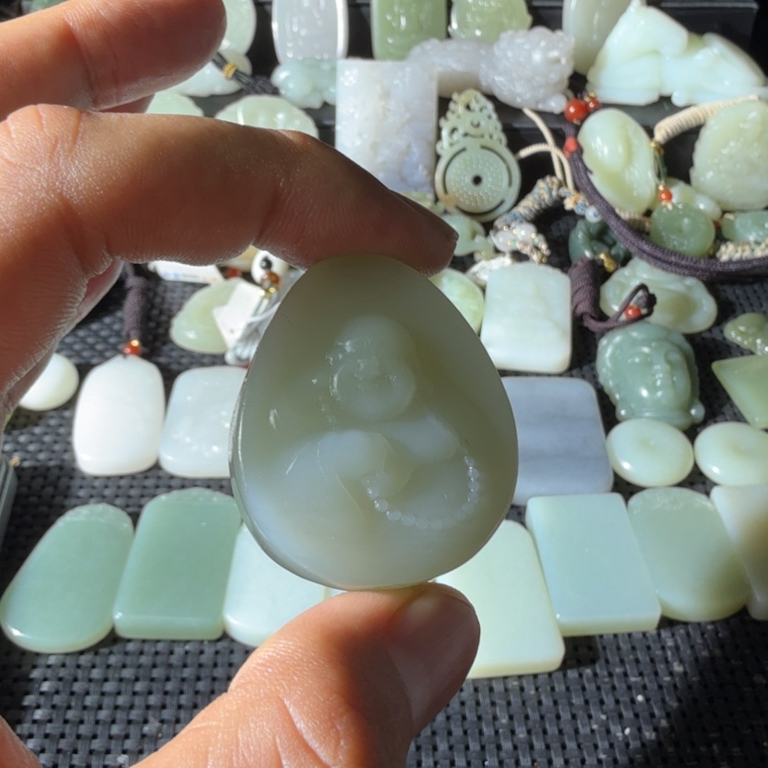 用***1和田玉未镶嵌挂件