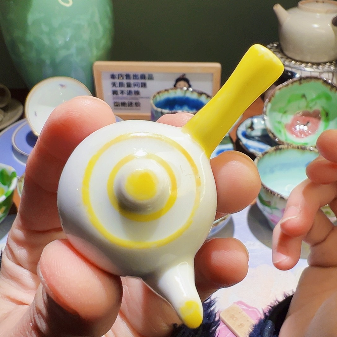 咖啡杯和茶杯是很配噢