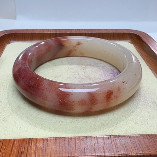 石英质玉手镯未镶嵌鹤*巢