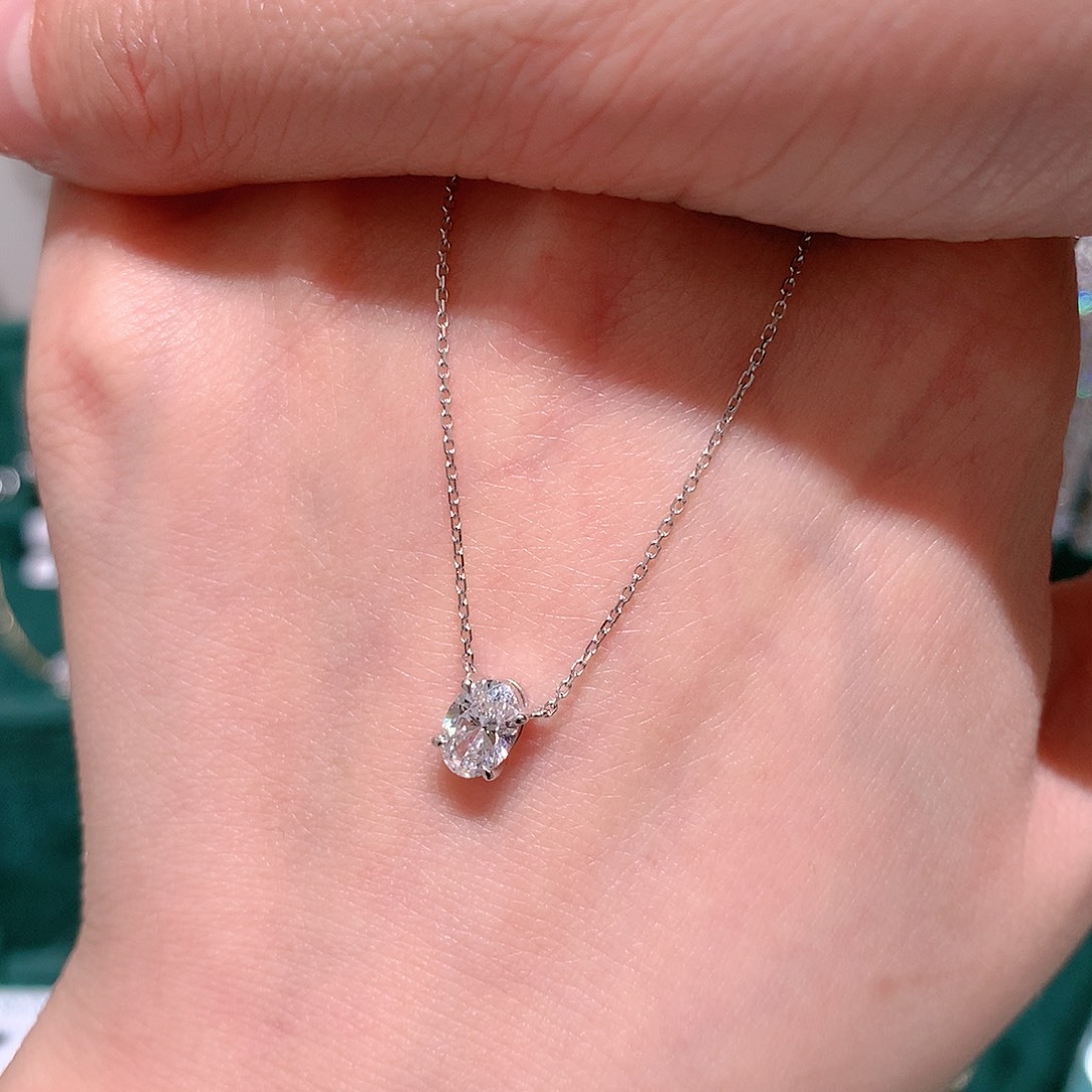 合成钻石项链18K金镶嵌