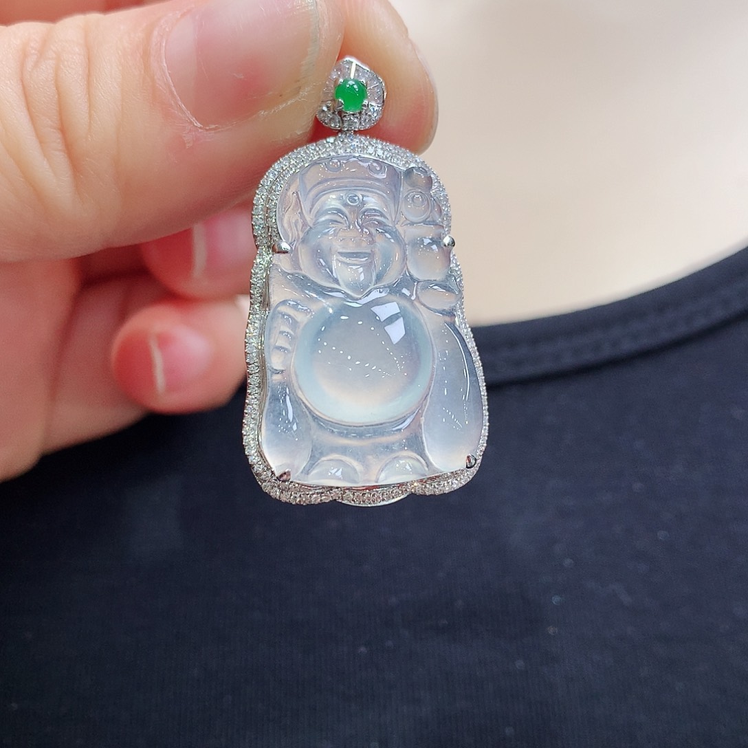 翡翠颈饰18K金镶嵌财神爷