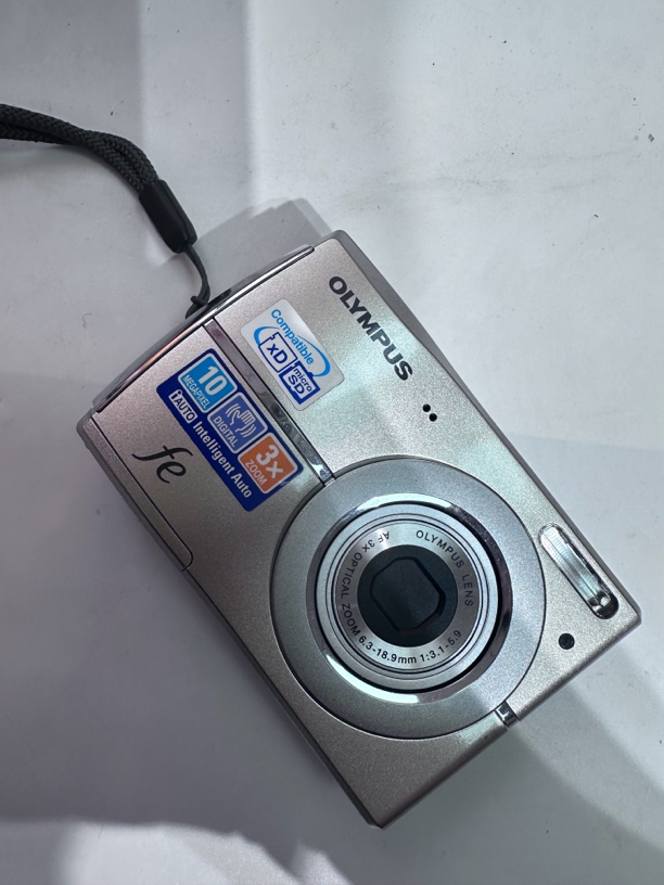 95新 Olympus/奥林巴斯 奥林巴斯fe45带原盒自备内存卡读卡器