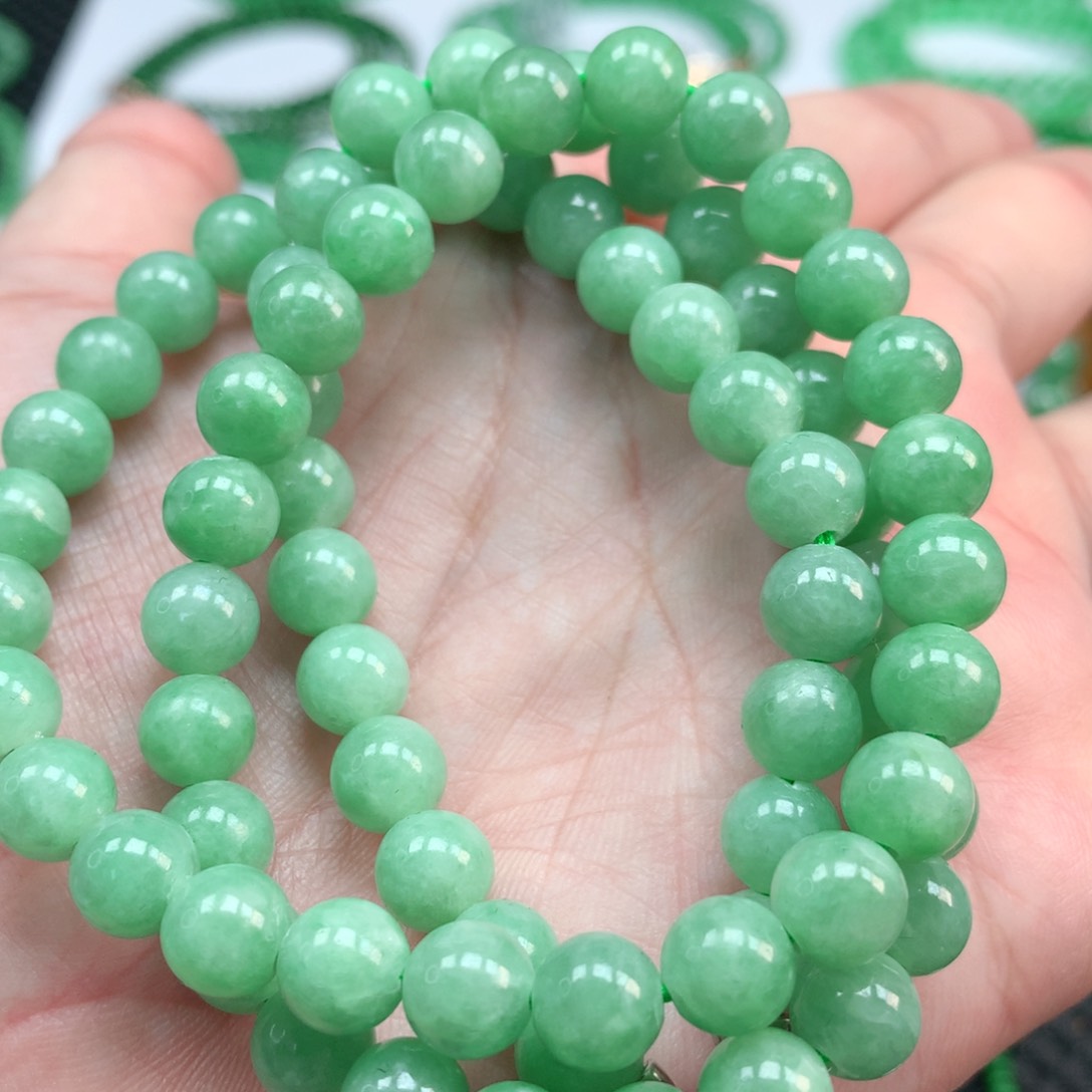 翡翠手链未镶嵌翡翠