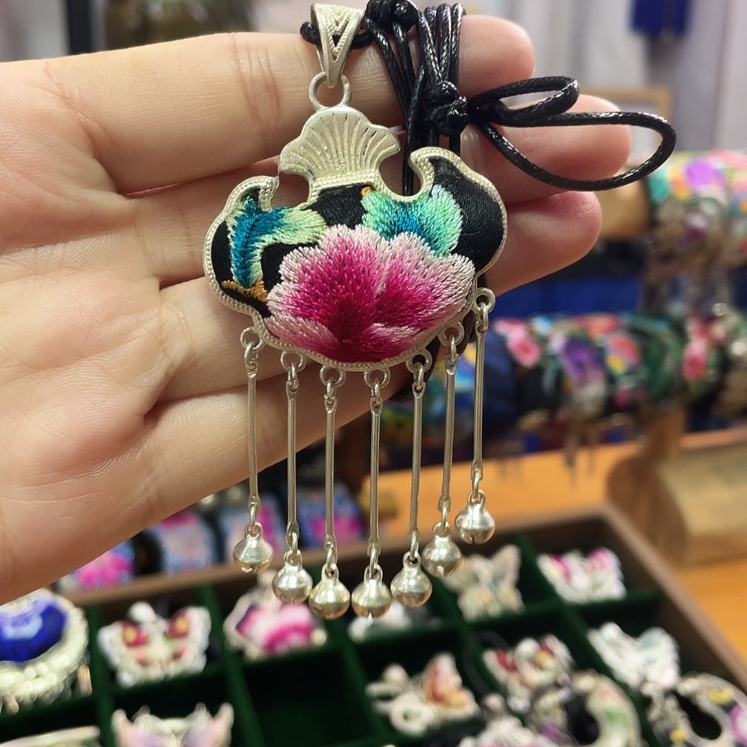 铁合金花岗石项链