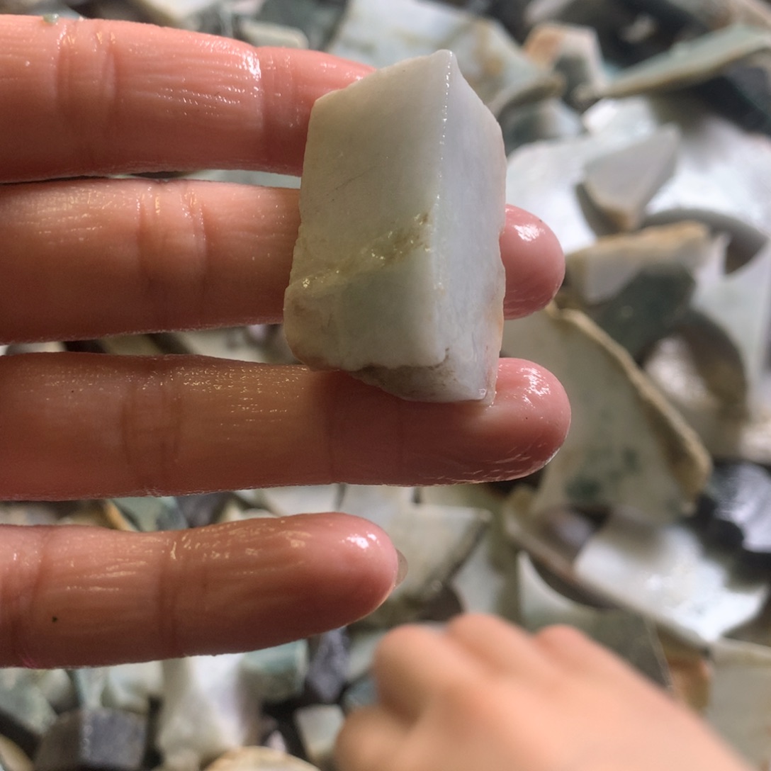 翡翠颈饰未镶嵌缅甸翡翠