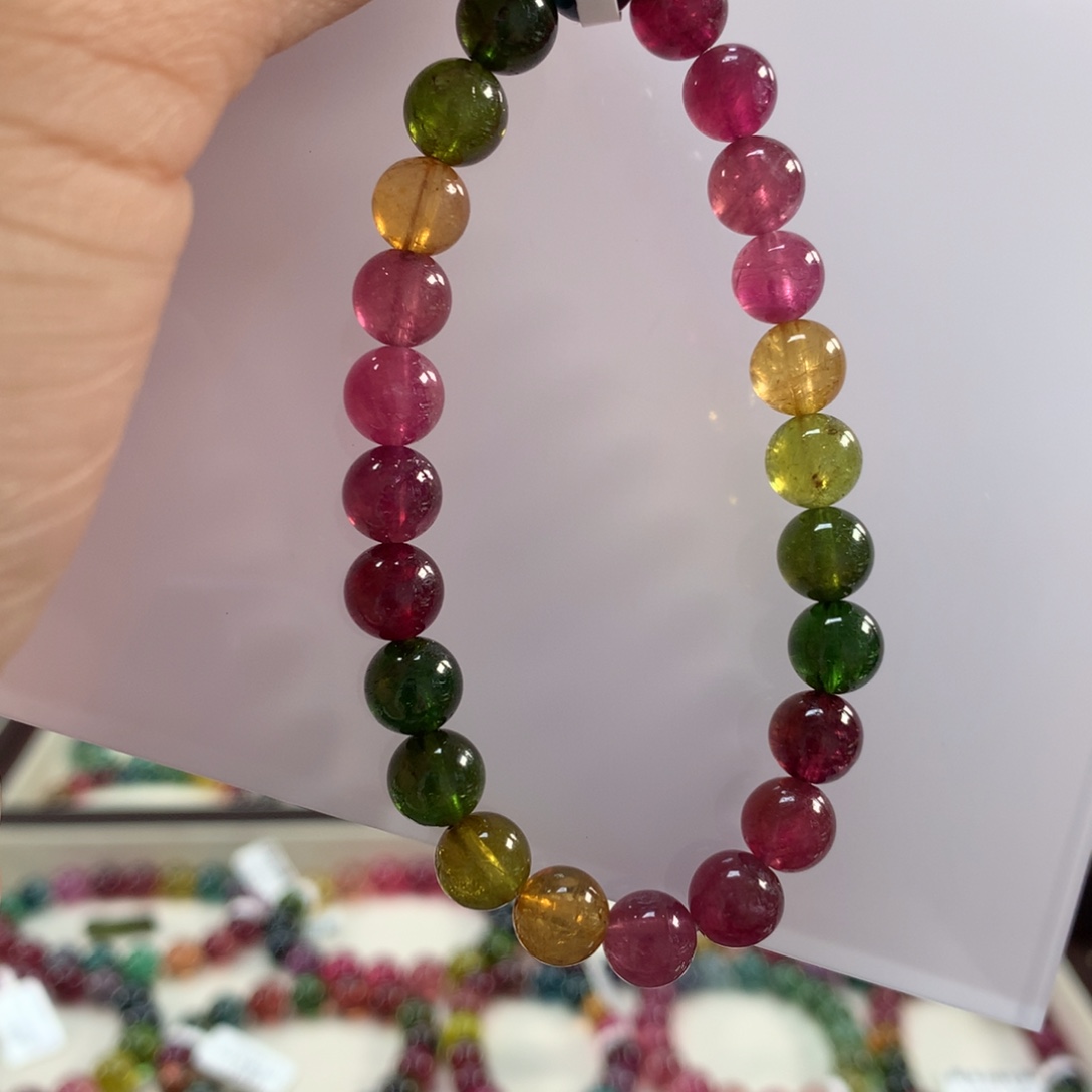 碧玺未镶嵌手链8左右