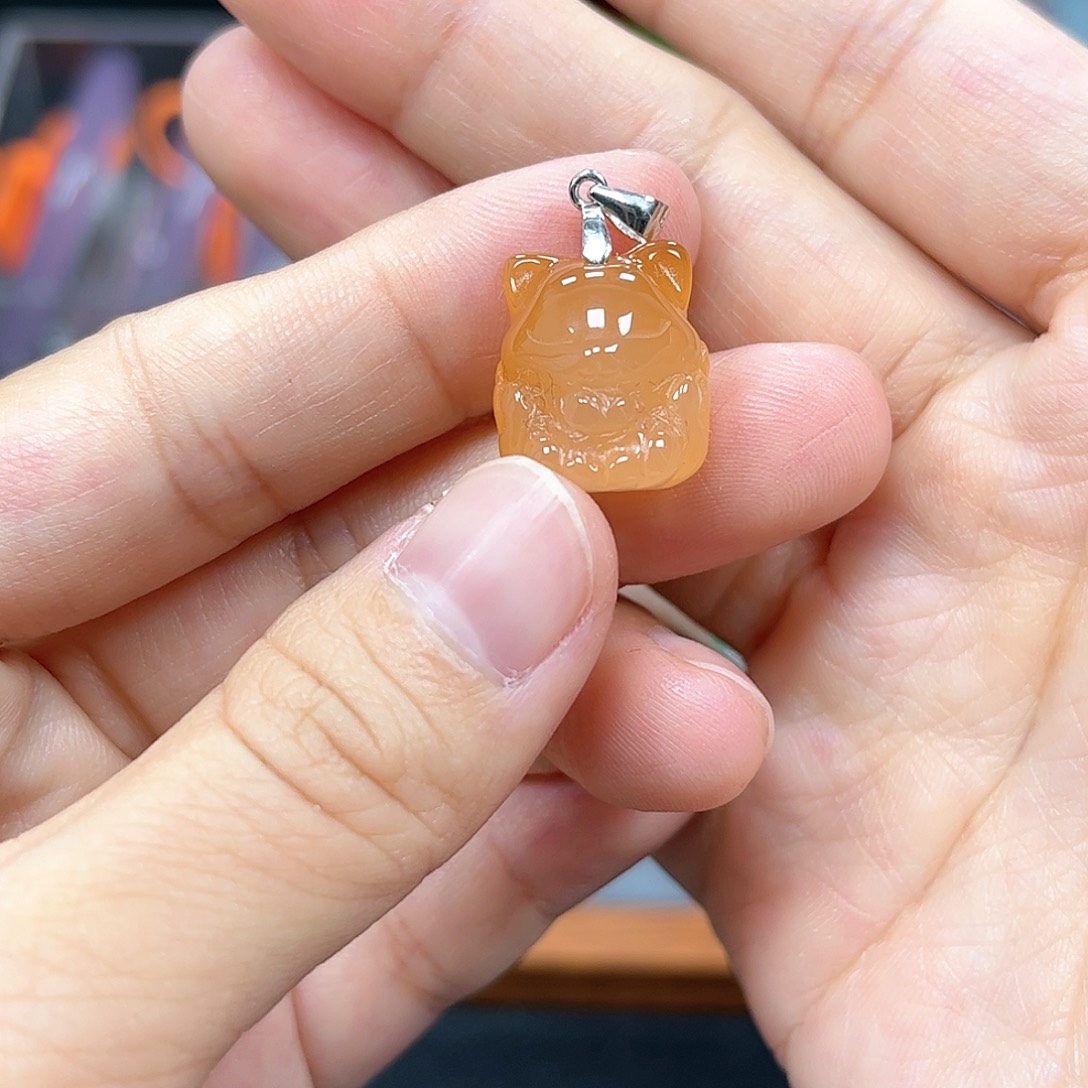 玛瑙/玉髓颈饰未镶嵌