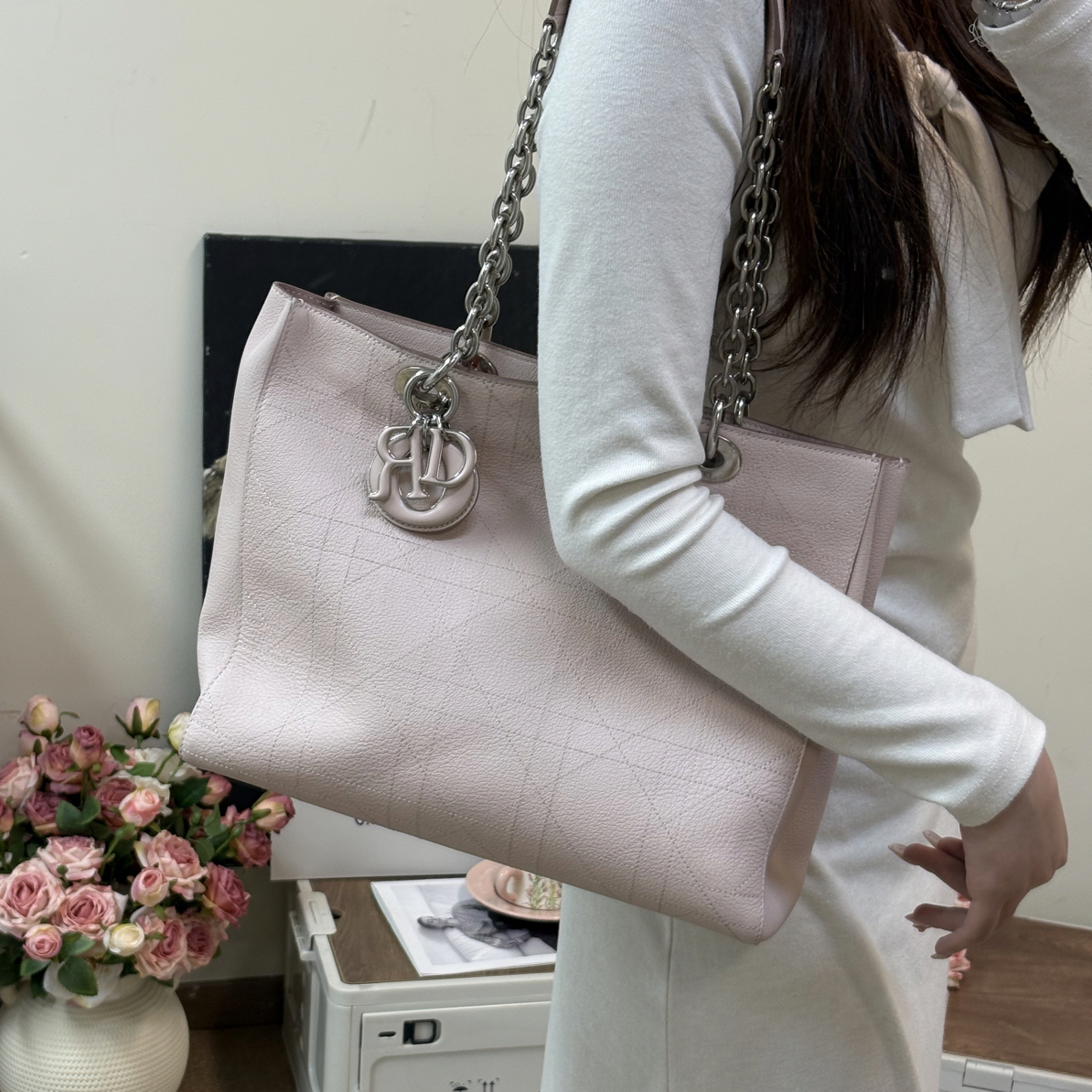 95新 DIOR/迪奥 粉色链条包包