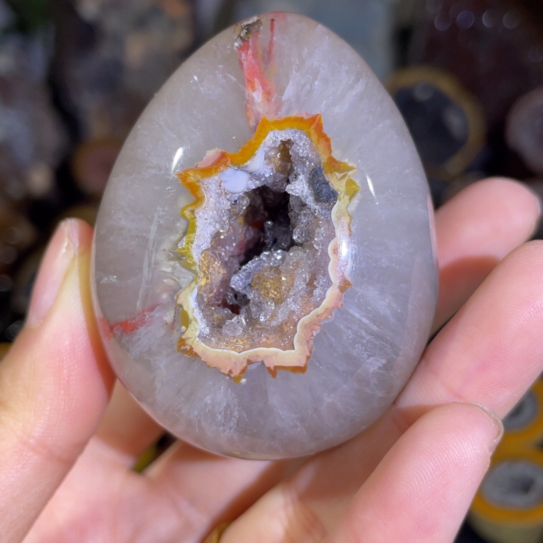 未镶嵌水晶大型摆件（非配饰）